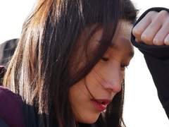 시간의 틀에 갇힌 채 앞으로 나아가지 못하는 나였다.