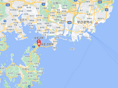 스물 몇 살, 육십 하나.