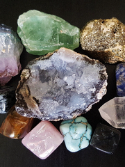 비춰지고 있는 해변