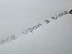 끝없이 쓰여져 내려가는