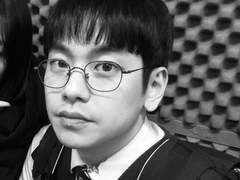 사람을 구원으로 삼지 않는 너는 내 사랑이 필요가 없지.