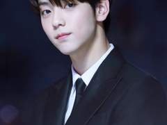 Is there warm light on the moon?