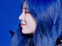 파란 머리 여돌