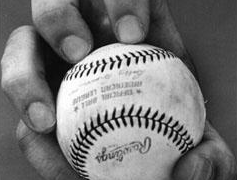 제 1구 스트라이크: 투수는 자신을 닮은 공을 던진다