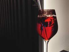 7. 슬프고 아름다운