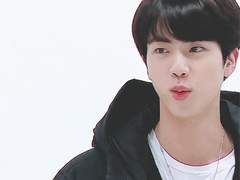 나 좋아하는 거 맞잖아!