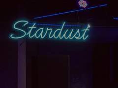 심지어 우리는, 우주대스타니까!