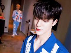 걔가 이제노를 망쳐놨다 1