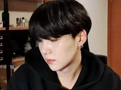 타투 문의 @agustd