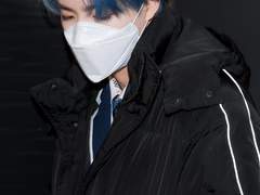 이제노 나페스 그런데 이제 약간의 네임버스를 곁들인