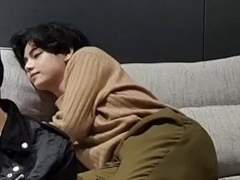 [뷔진] 아픈 석진이 걱정하는 태형이