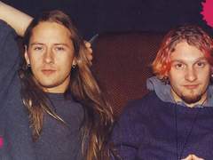 똥밭을 굴러도 이승이 낫다