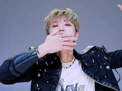 스튜디오 춤 버퍼링(Glitch Mode) 재민.gif