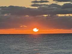 왜 나를 그런 눈으로 보나요?