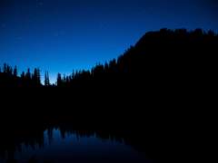 (딴짓에 열중하다가)(너를 바라본다)앗.