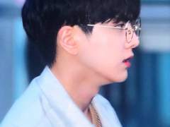 영훈이가 여주에게.