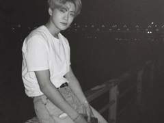 학생 때부터 성인까지 본 재현이가 보고 싶다.