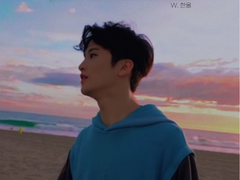 Just Friends Who Kiss 8