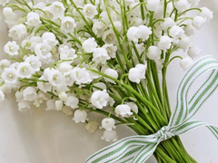 왜 하필 너여야만 했을까.