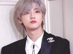 야, 생각을 해봐. 내가 8살 어린 애한테 가이딩을 받으면... 개꿀이죠 누나. +