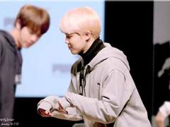 되바라진 고딩 정구 어캐든 이겨보겠다고 뺘뱍거리는 지미니 보고싶땨.