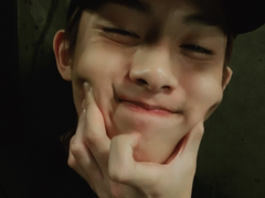 인기많지만 나만 바라보는 남친 스청이가 보고 싶다.