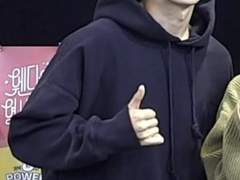 친구는 가까이, 적은 더 가까이