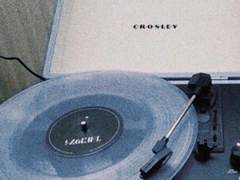 나의 여름에게.