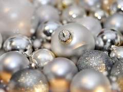 은빛으로 빛나는 칼날