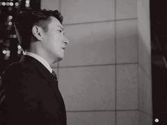 백색의 천사가 붉은 심장을 가졌을 때.