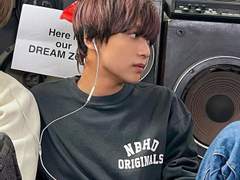 친구 스토리에 올라온 남자애