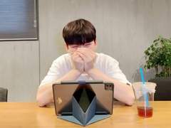 늑대들 사이 장미 한 송이 - 22