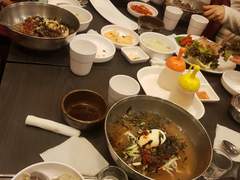 2022. 5. 17. 8월에 결혼을 앞두고 있는 사촌 남동생네와 저녁 식사 약속.