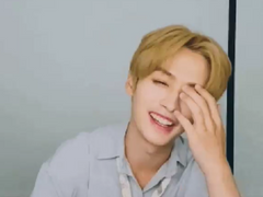 스킨십 리드하는 이민호