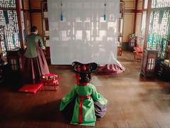 落花流水(낙화유수)