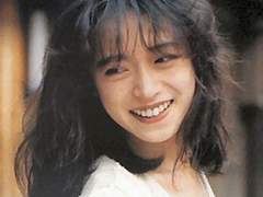 나카모리 아키나