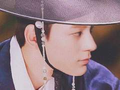 손바닥으로 하늘을 가리려 하오