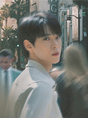 다시 여름이었다.