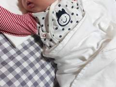 잠을 못자서 예민합니다.