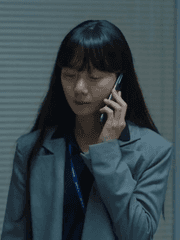 [stranger] 사실은 당신이 내 옆에 있어주기를 바랬어요.