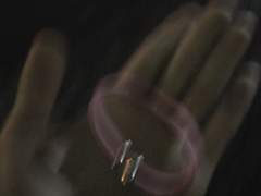 엄청 커다란 약 네 알