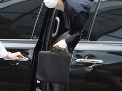 220610 뮤뱅 출퇴근