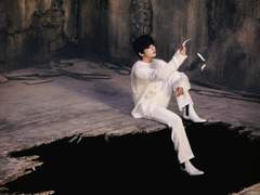 잿빛의 구원 中