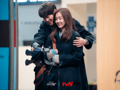 정원과 겨울의 뜨거운 밤