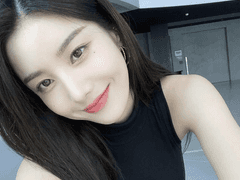 치명적인 그녀, 권은비! 누가 이모야!?