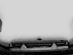 파도처럼 일렁이는 마음을, 멀리