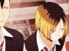 나 뒤에 지퍼 좀 올려주라