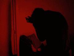 짧지만 소름끼치는 사랑의 단면