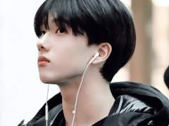 여기 반짝 살아있어요