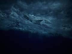 불면, 호수 밑바닥에서